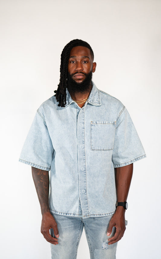 Invisible Button Box Cut Denim shirt